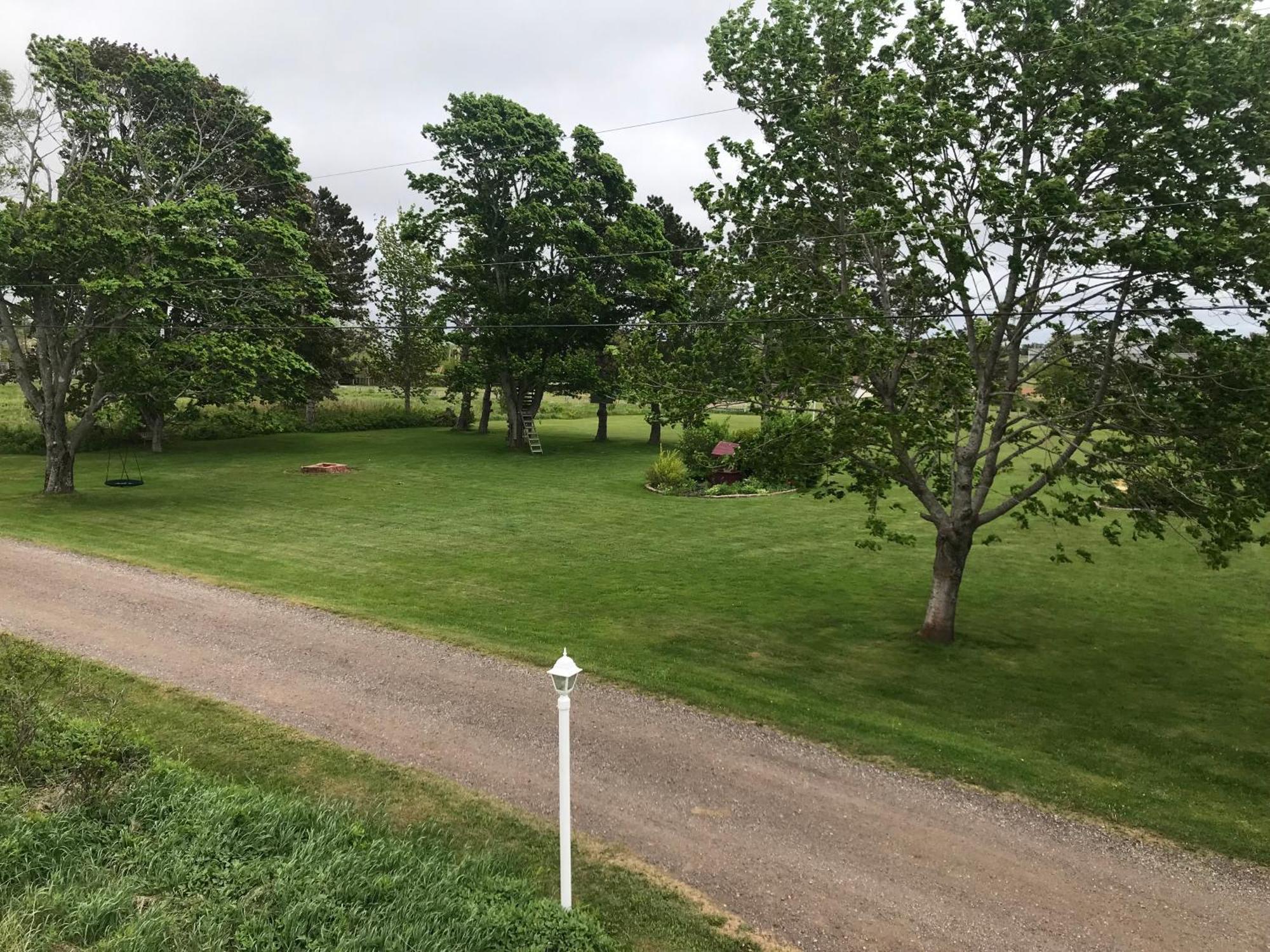 A Country Home Inn The City Charlottetown Eksteriør bilde